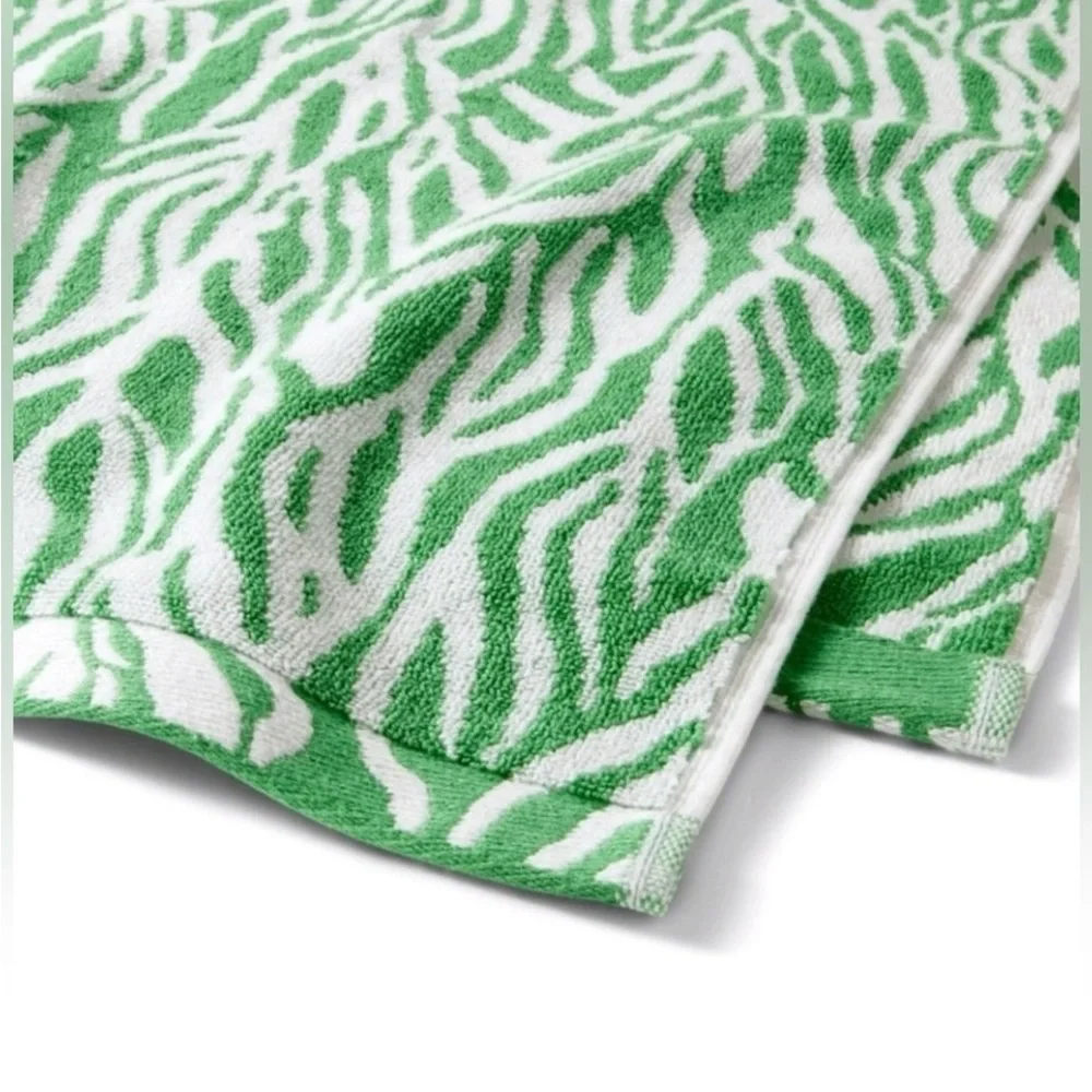 NWT DVF x Target sea twig green set of 5 washcloths